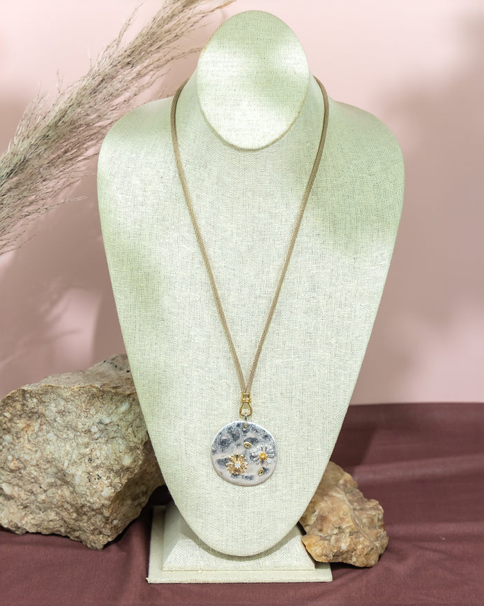 Dauplaise Jewelry - Daisy Disc Pendant Necklace